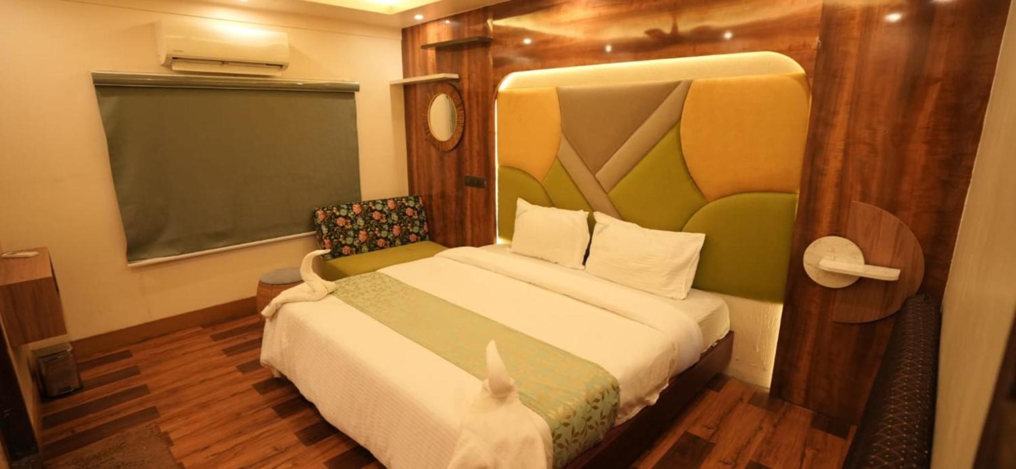 Victoria Houseboats Hotell Alappuzha Exteriör bild